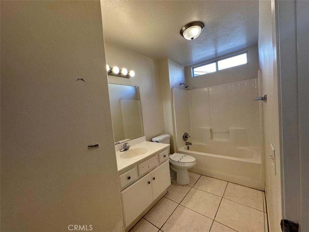 24886 Tigris Lane