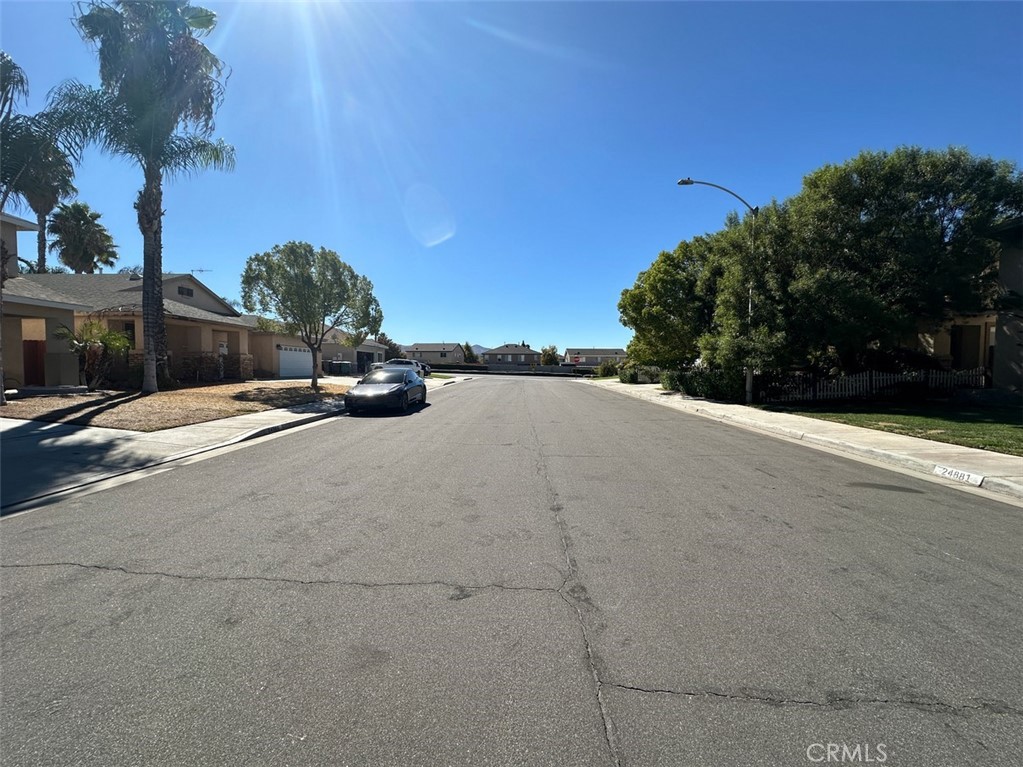 24886 Tigris Lane