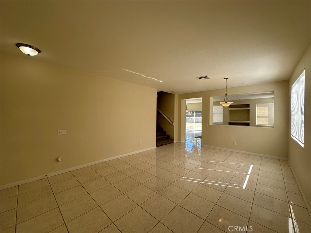 24886 Tigris Lane