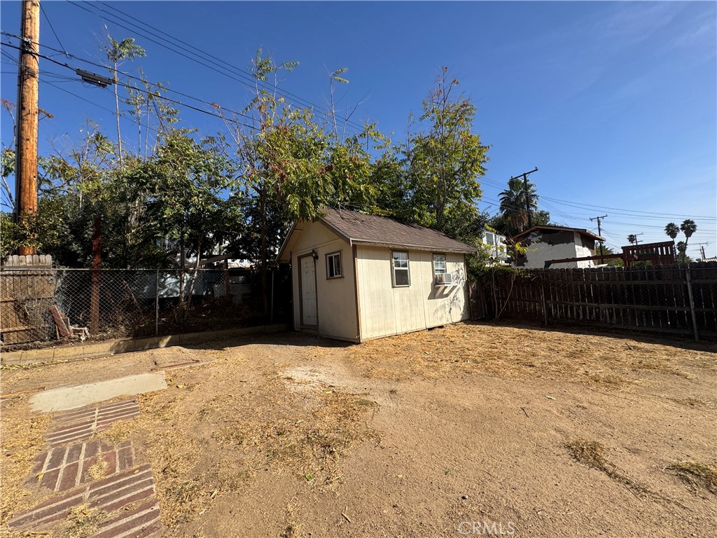 32544 Crescent Avenue