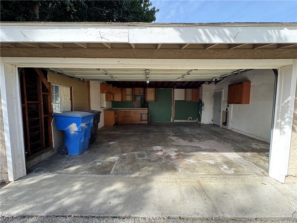 8959 Haskell Street