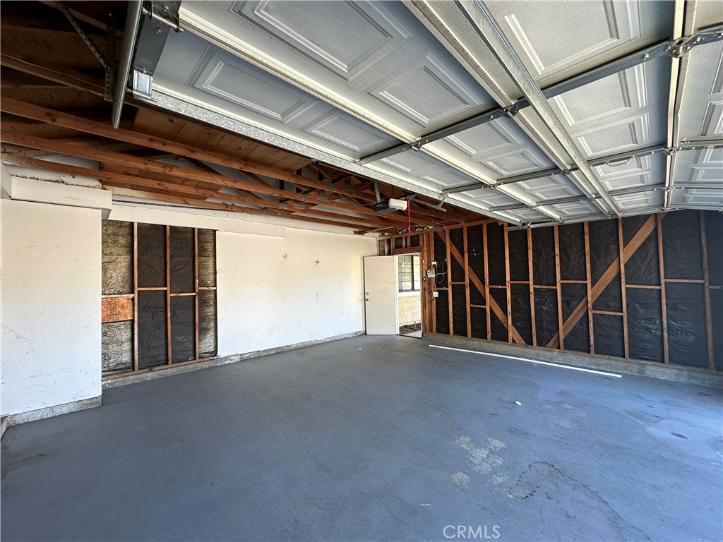 1249 W Vodden Street