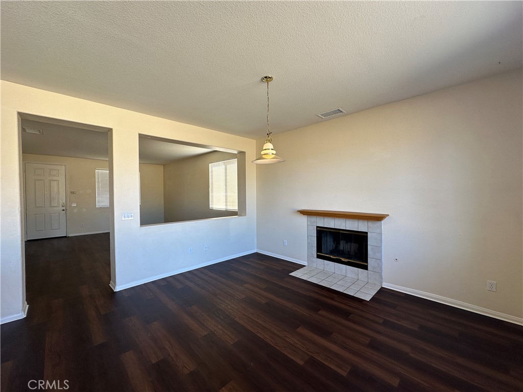 2728 Lancaster Avenue