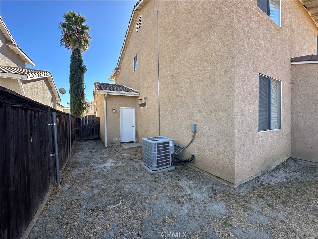 2728 Lancaster Avenue