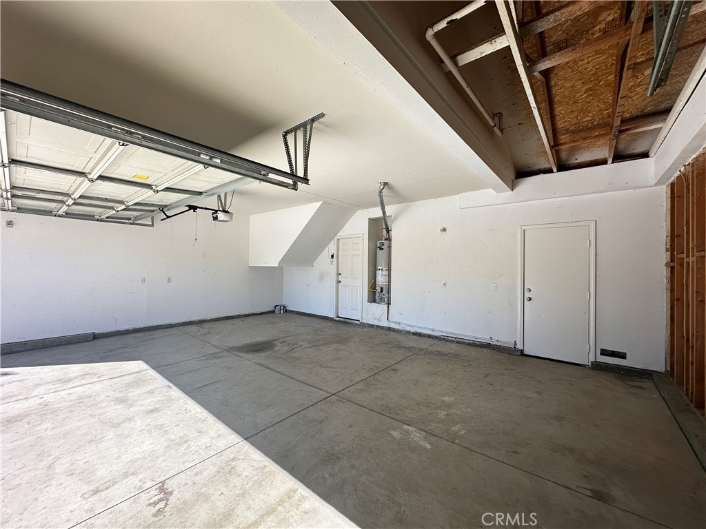 2728 Lancaster Avenue