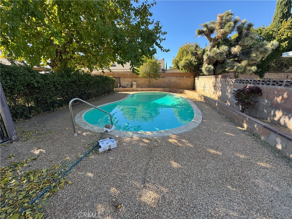 39643 Country Club Drive