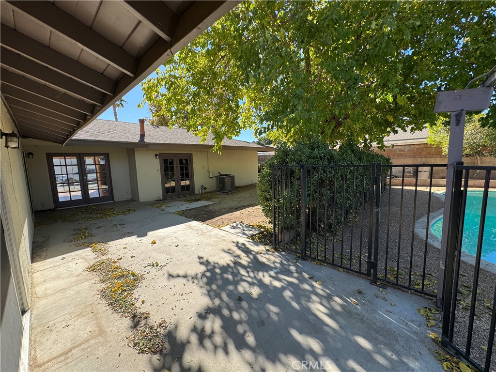 39643 Country Club Drive