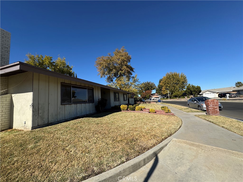 39643 Country Club Drive