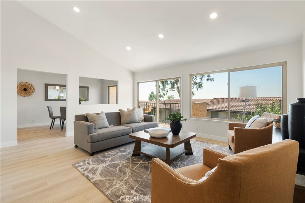 5207 Tierra Bonita Drive