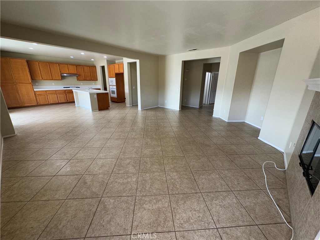 28743 Laurel Park Way