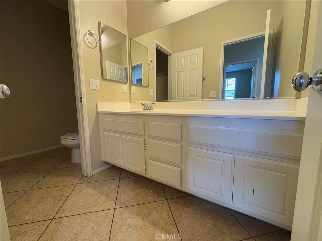 28743 Laurel Park Way