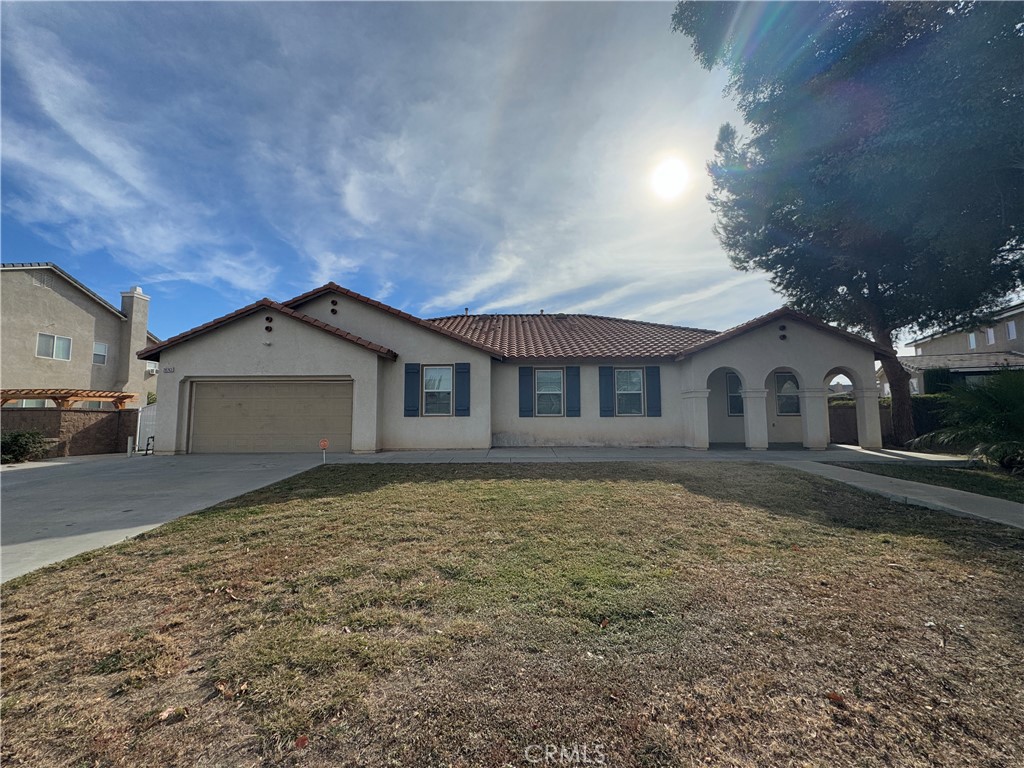 28743 Laurel Park Way