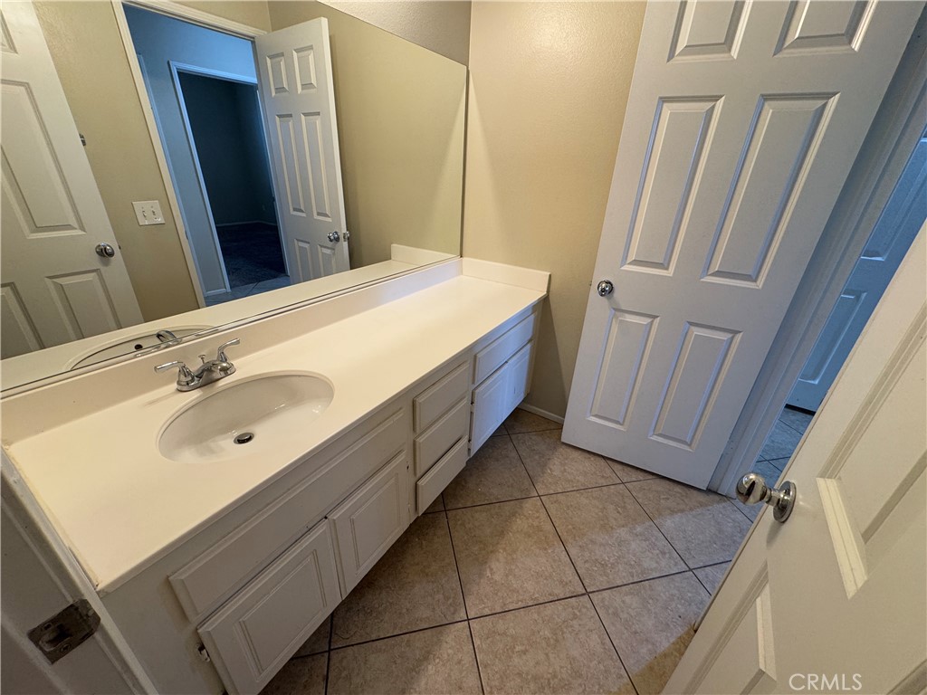 28743 Laurel Park Way