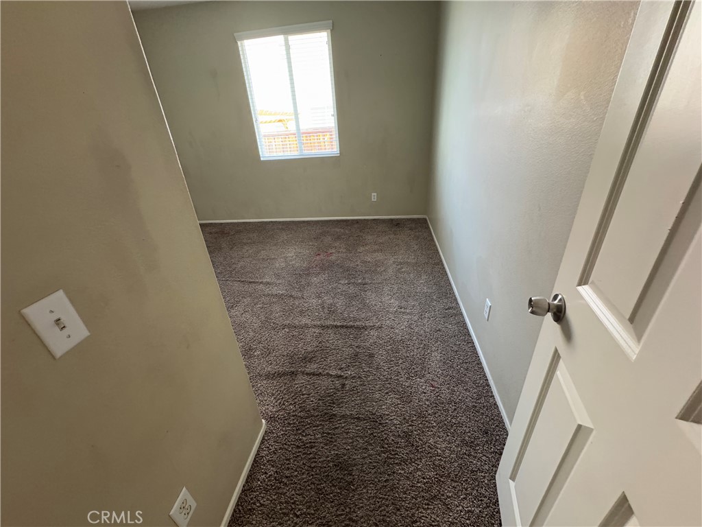28743 Laurel Park Way