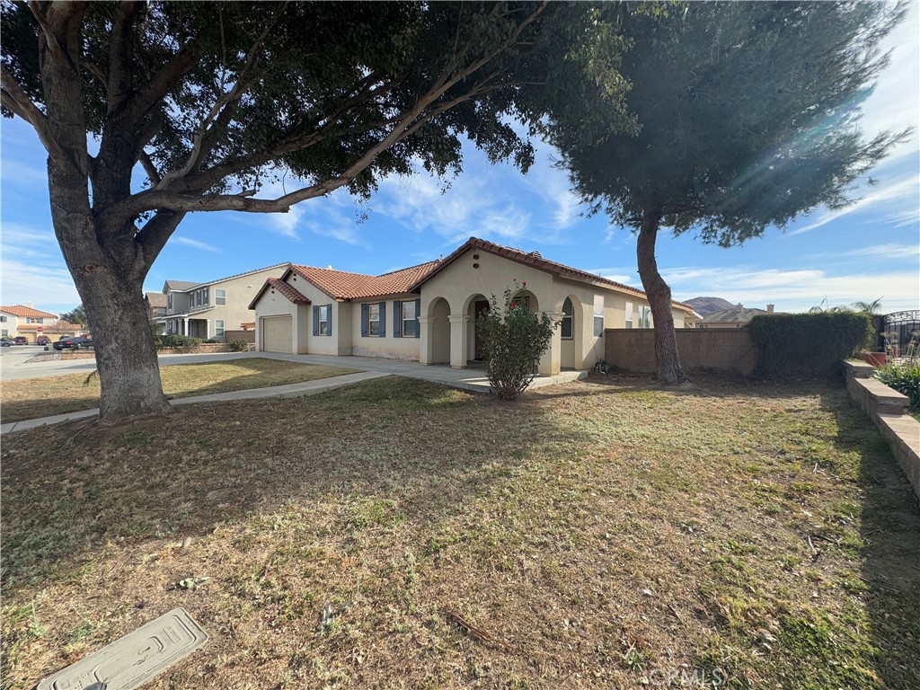 28743 Laurel Park Way