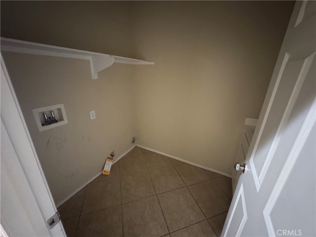 28743 Laurel Park Way