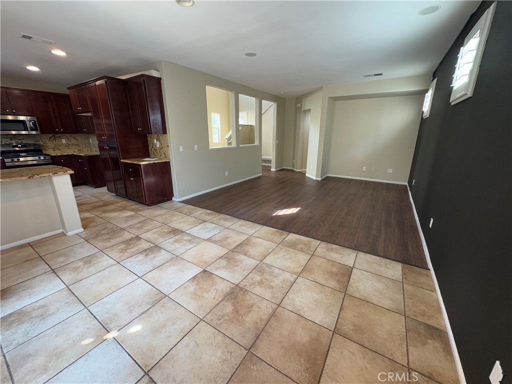 12947 Cobblestone Lane
