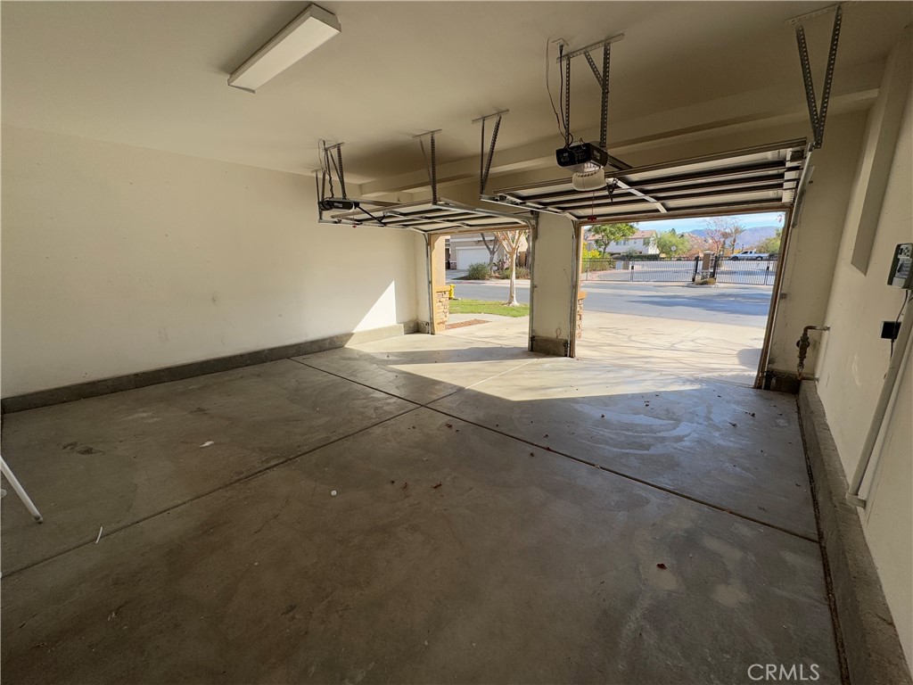 12947 Cobblestone Lane