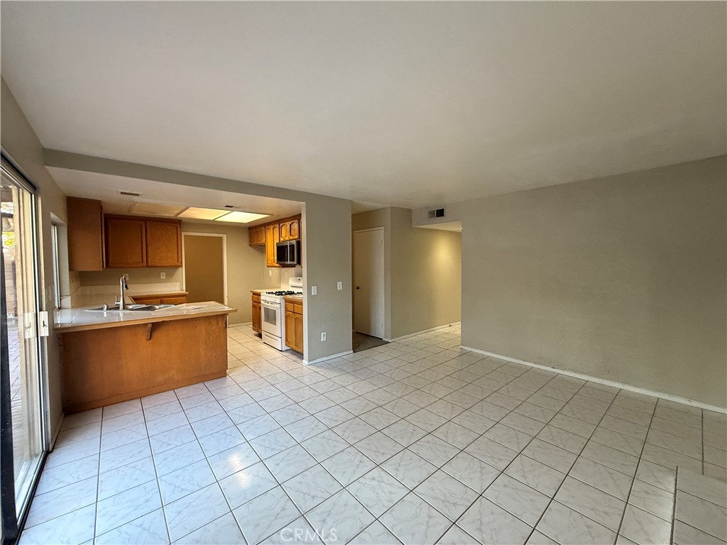 1209 W Morgan Street