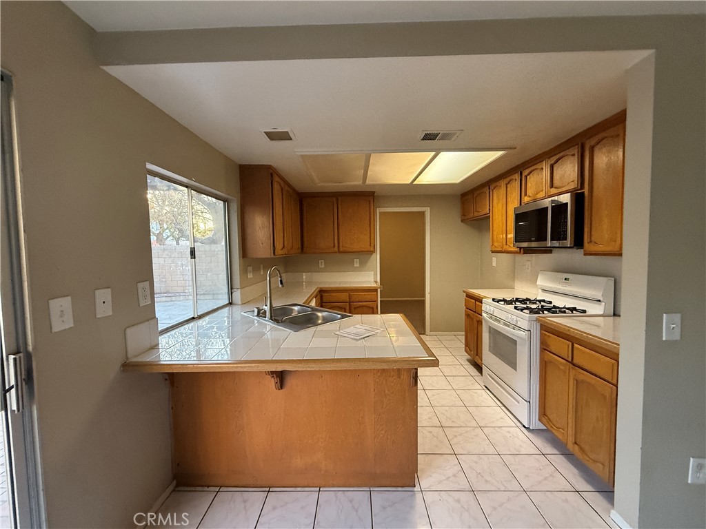 1209 W Morgan Street