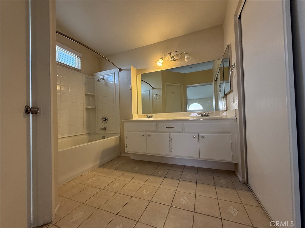927 Dolphin Drive