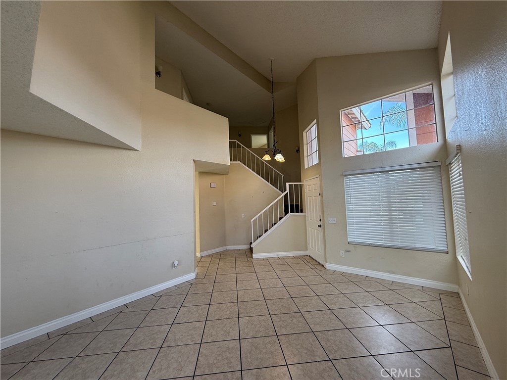 927 Dolphin Drive