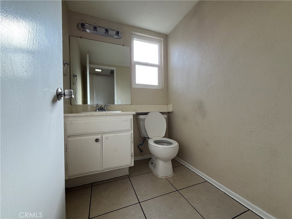 927 Dolphin Drive