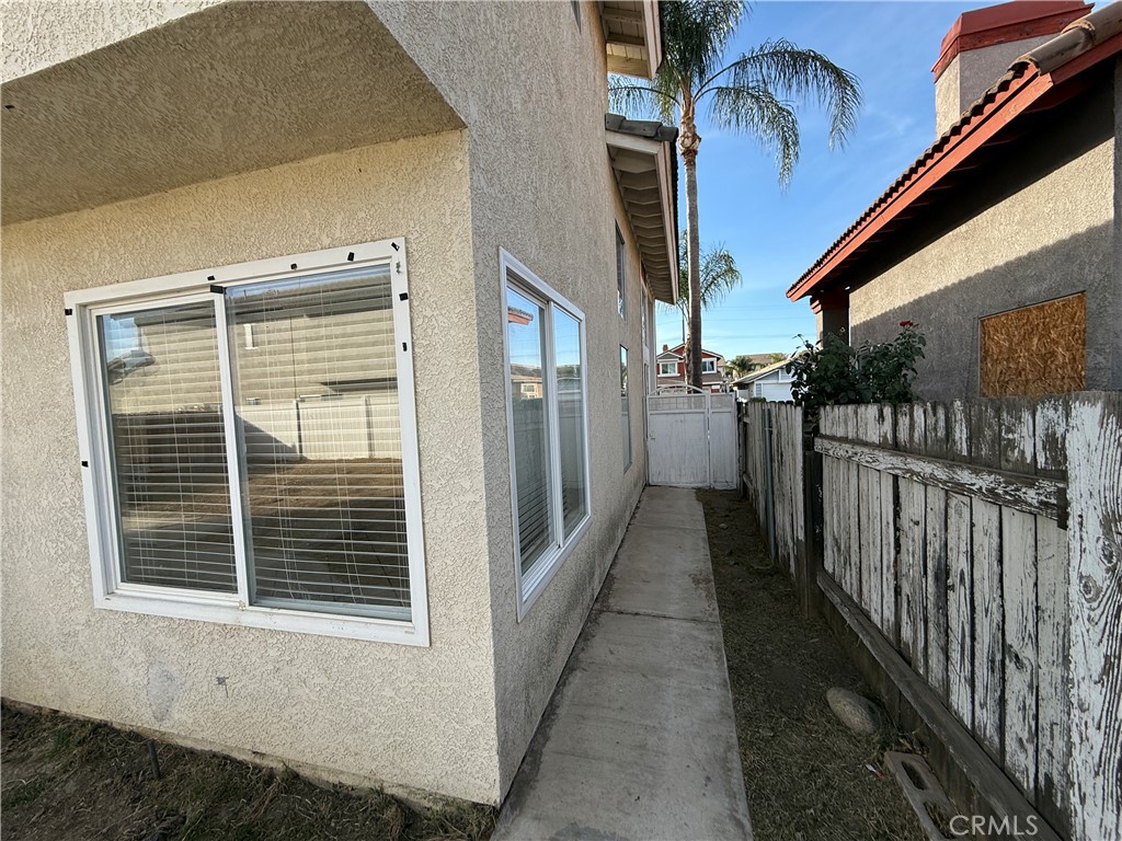 927 Dolphin Drive