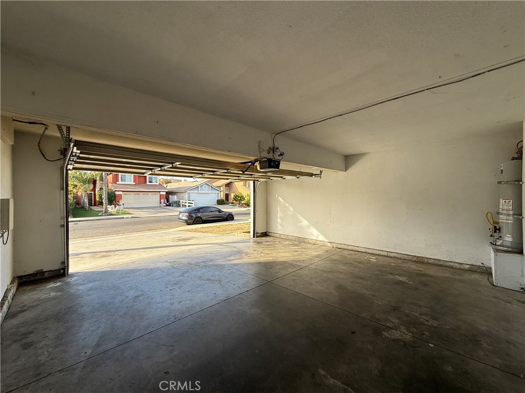 927 Dolphin Drive