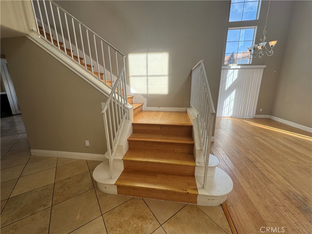 27542 Ethan Allen Way