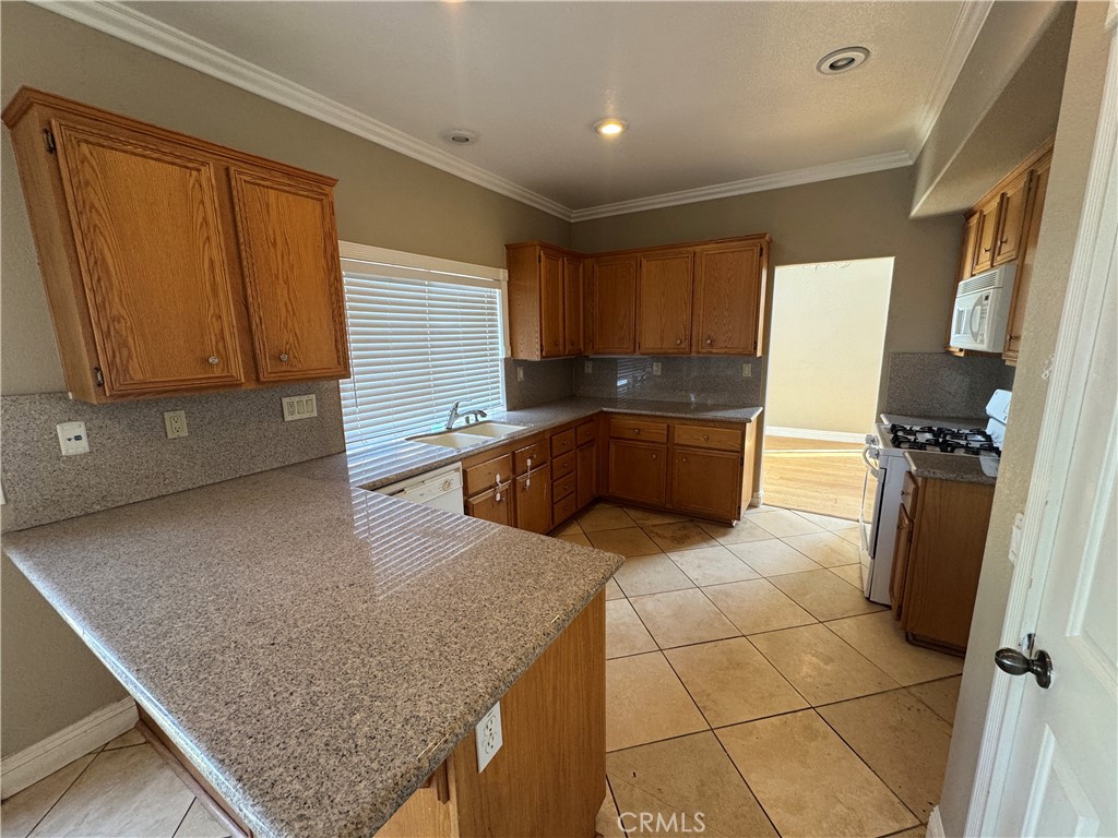 27542 Ethan Allen Way