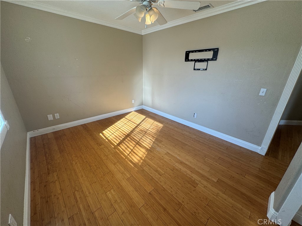 27542 Ethan Allen Way