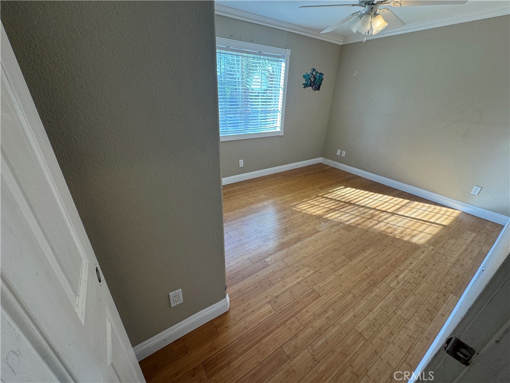 27542 Ethan Allen Way
