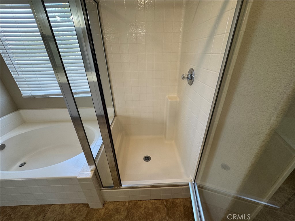 27542 Ethan Allen Way
