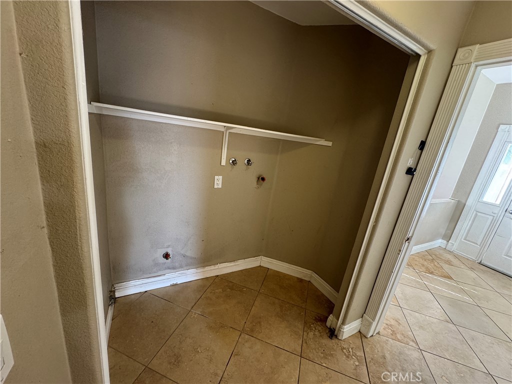 27542 Ethan Allen Way