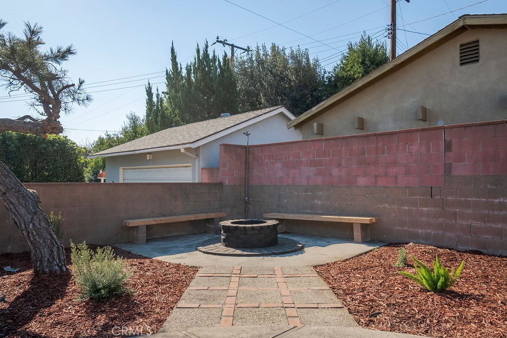 828 Maryhurst Drive