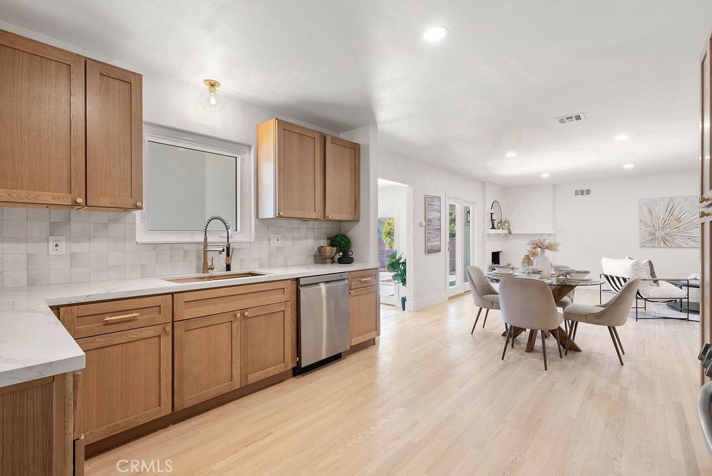 828 Maryhurst Drive