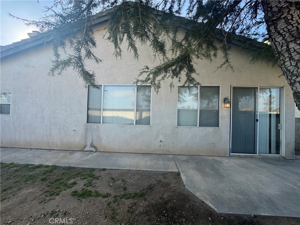 6555 Cessna Avenue