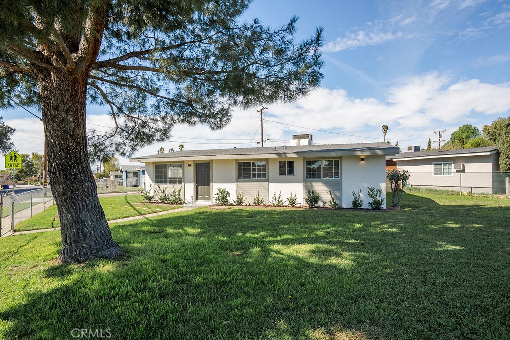 800 N Vista Avenue
