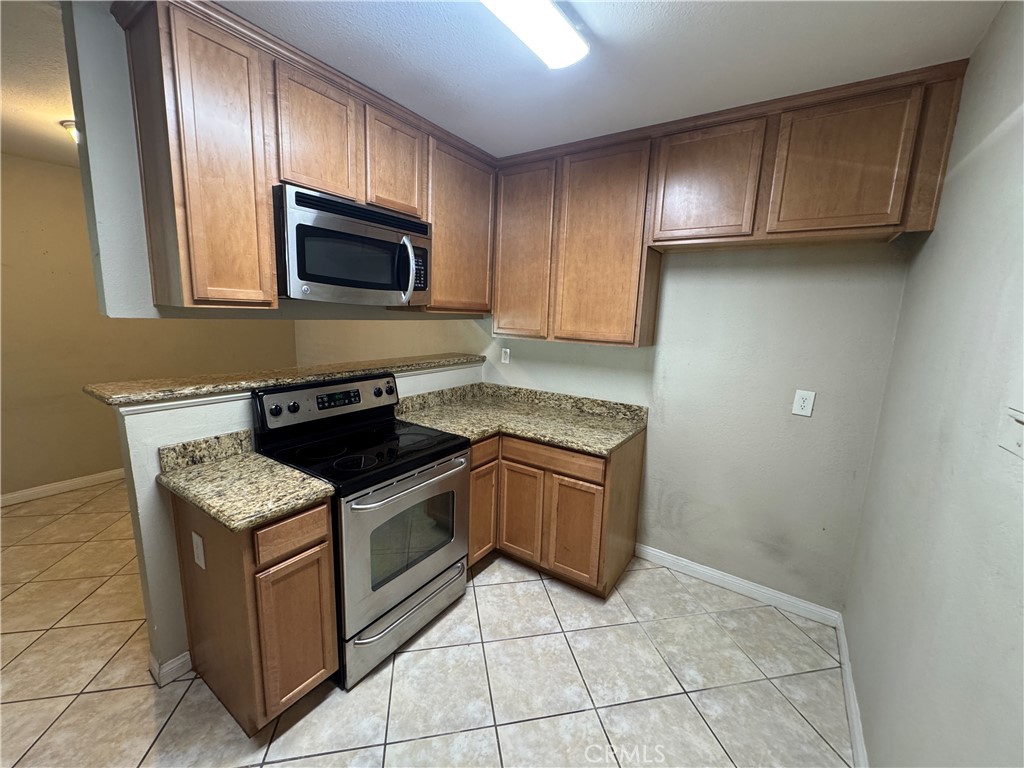 1345 Cabrillo Park Drive L16
