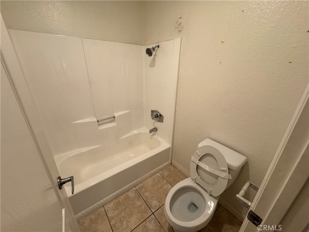 1345 Cabrillo Park Drive L16