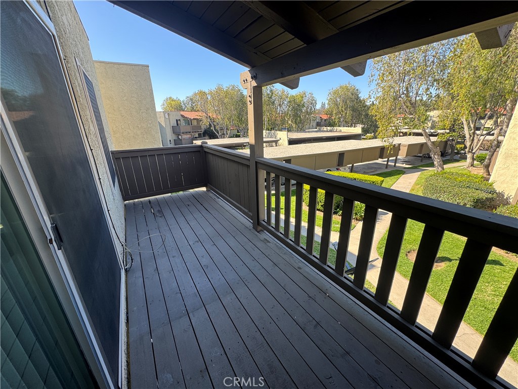 1345 Cabrillo Park Drive L16