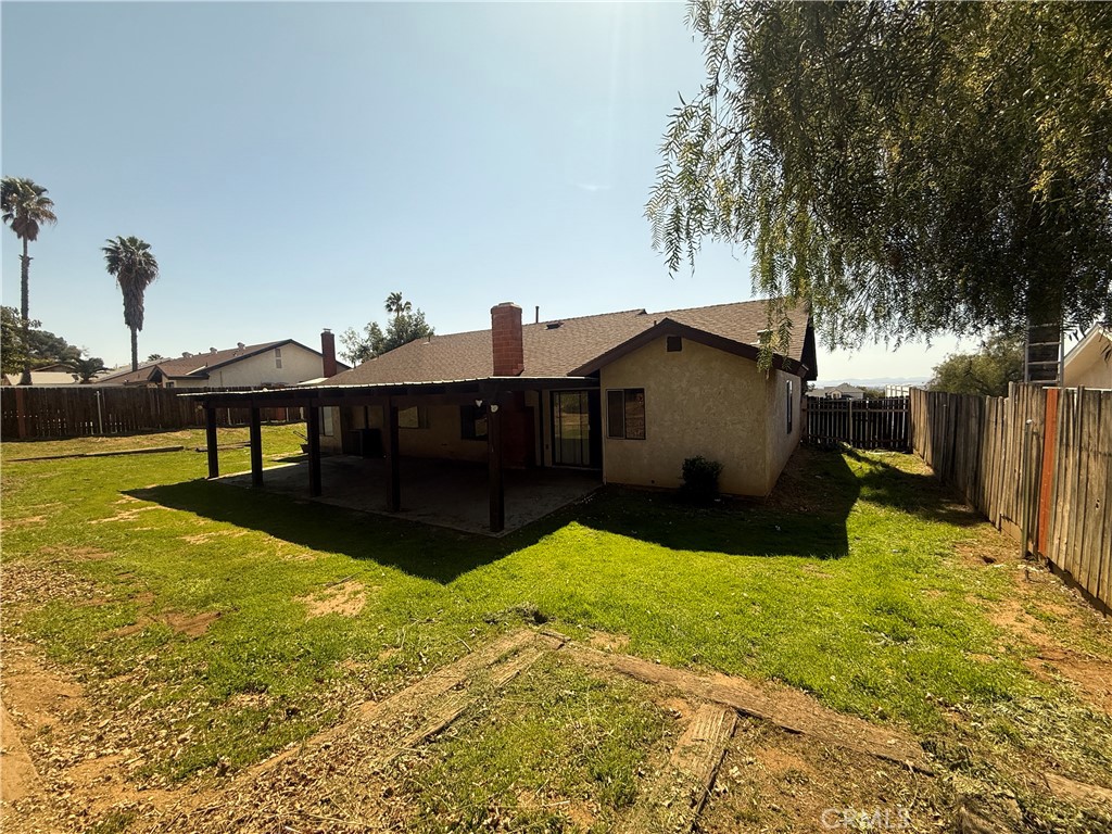 25228 Kalmia Avenue