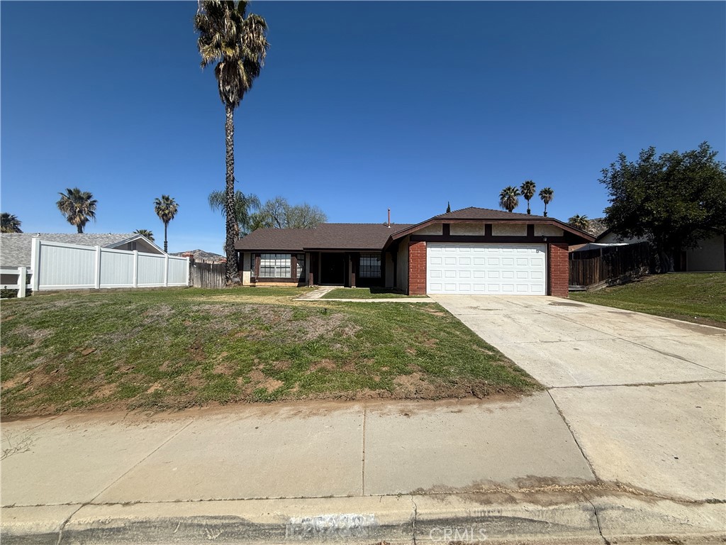 25228 Kalmia Avenue