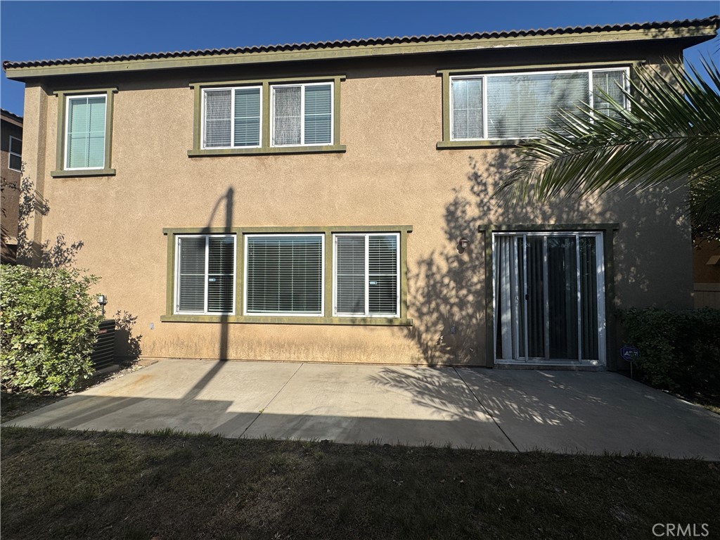 1128 N Yucca Avenue