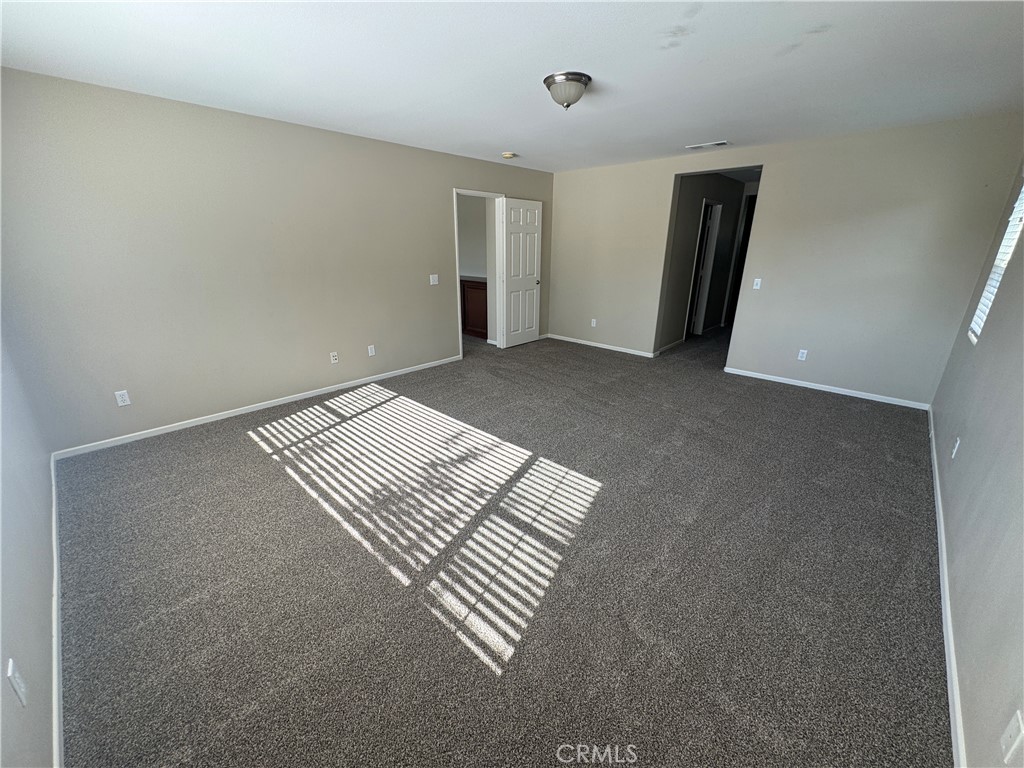 1128 N Yucca Avenue