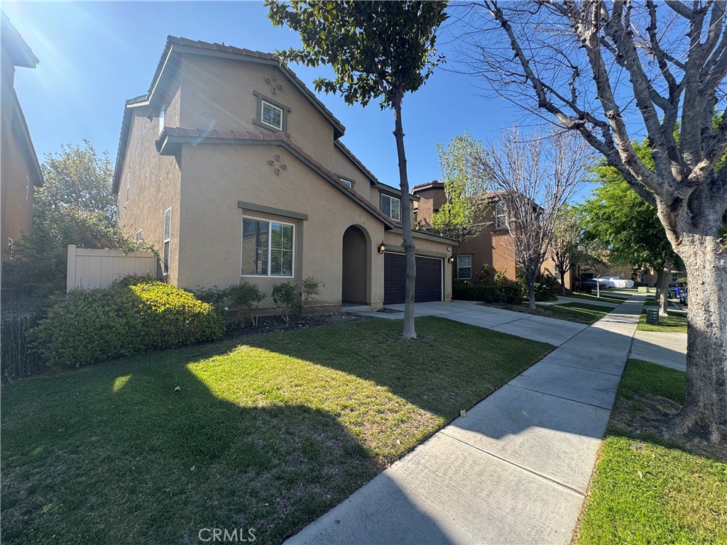 1128 N Yucca Avenue