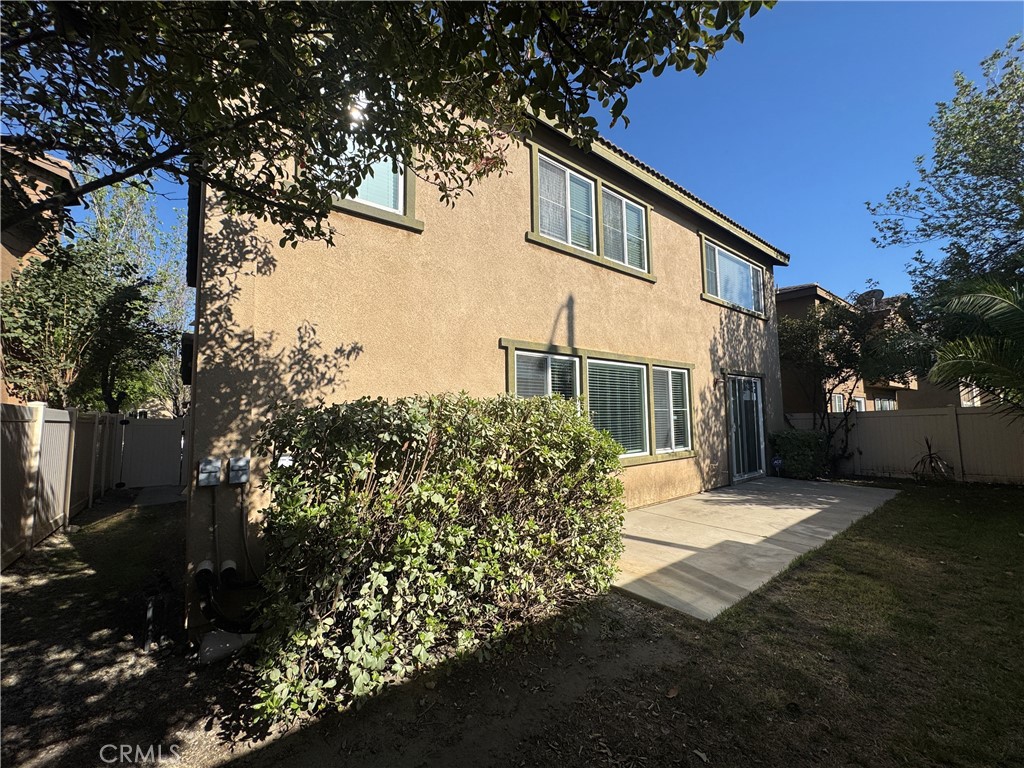 1128 N Yucca Avenue