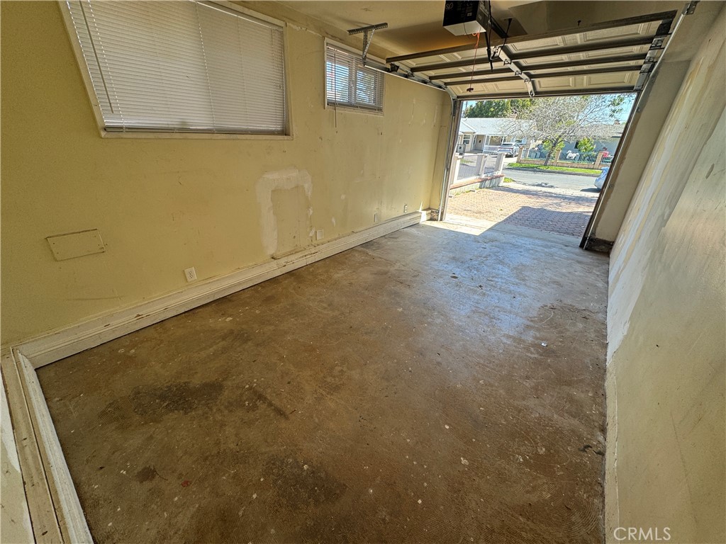 7333 Vanalden Avenue