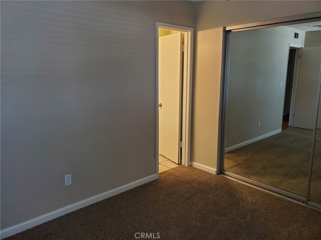 700 W La Veta Avenue F2